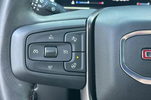 2025 GMC Sierra 2500HD 4WD Crew Cab Standard Bed AT4X