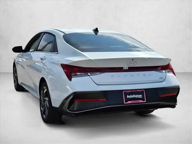 2026 Hyundai Elantra Hybrid Limited