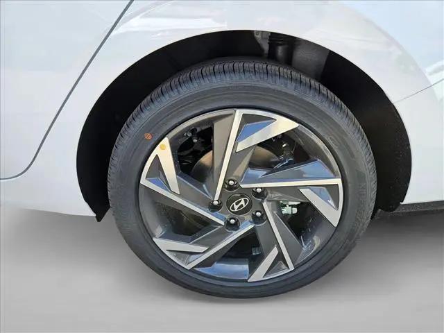 2026 Hyundai Elantra Hybrid Limited