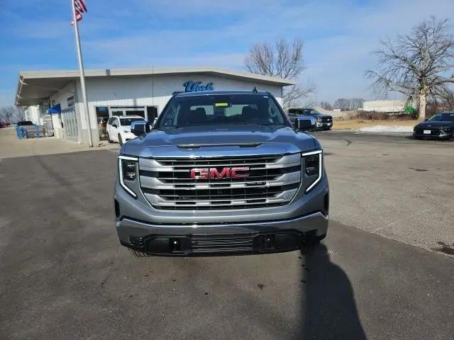 2026 GMC Sierra 1500 Crew Cab, Short Bed, SLE, 4WD
