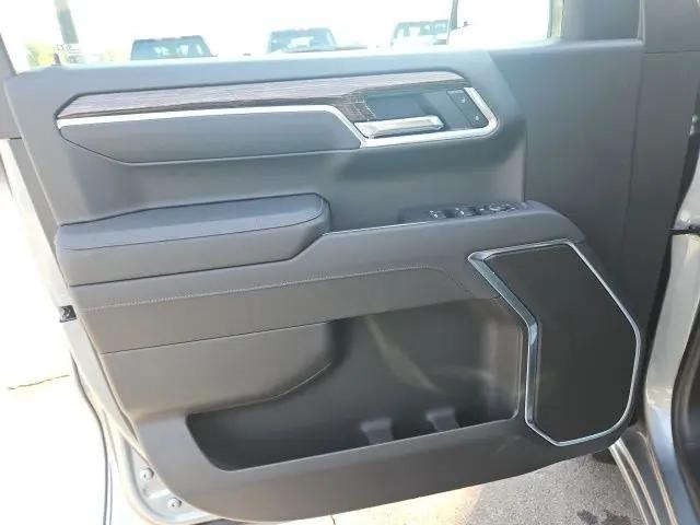 2026 GMC Sierra 1500 Crew Cab, Short Bed, SLE, 4WD