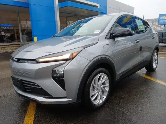 2027 Chevrolet Bolt LT FWD
