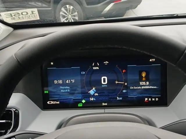 2027 Chevrolet Bolt LT FWD