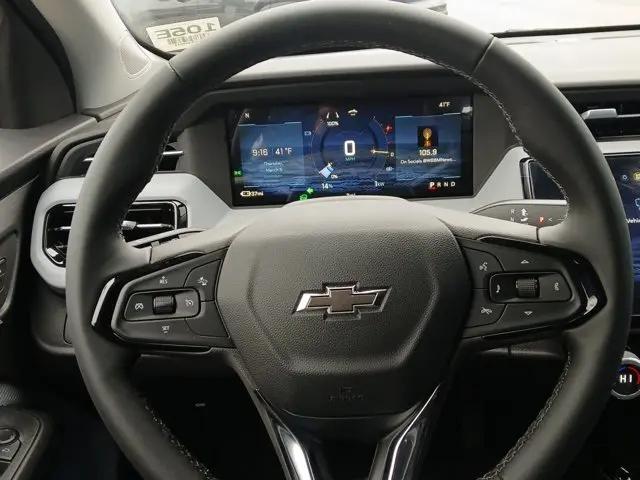 2027 Chevrolet Bolt LT FWD