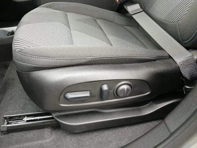 2027 Chevrolet Bolt LT FWD