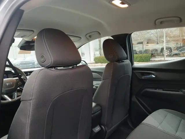 2027 Chevrolet Bolt LT FWD
