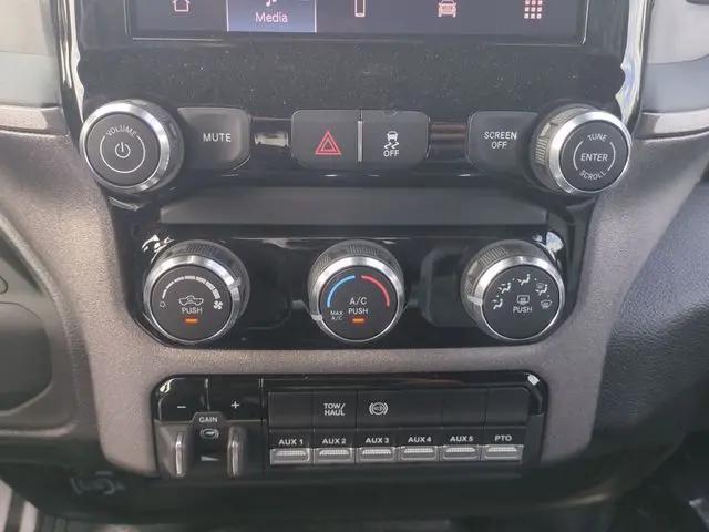 2026 Ram 3500 Tradesman/Big Horn