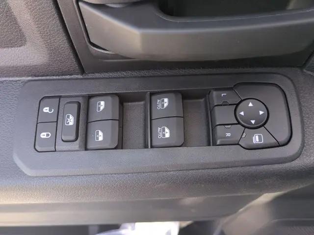 2026 Ram 3500 Tradesman/Big Horn