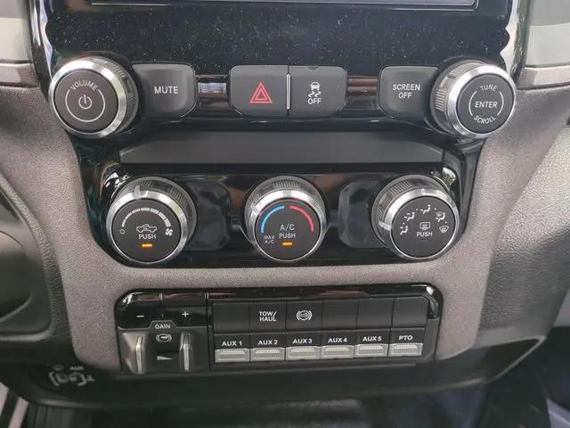 2026 Ram 3500 Tradesman/Big Horn