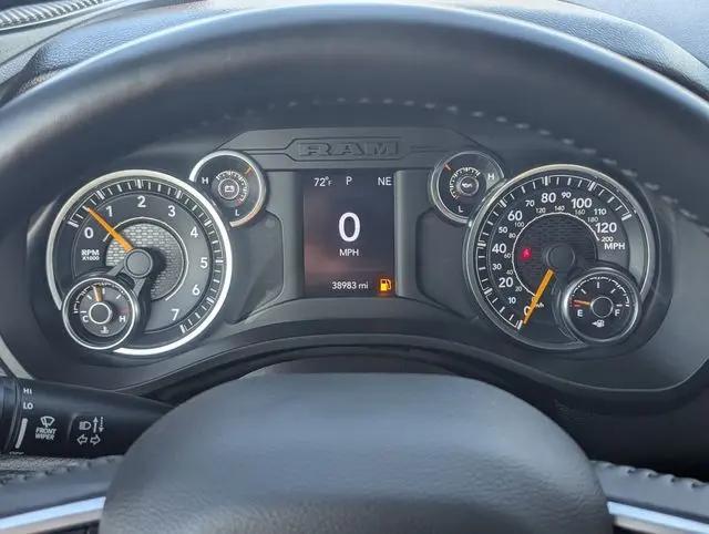 2022 Ram 1500 Big Horn Crew Cab 4x4 5'7" Box
