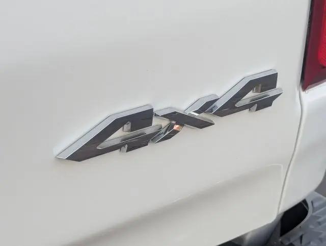 2022 Ram 1500 Big Horn Crew Cab 4x4 5'7" Box
