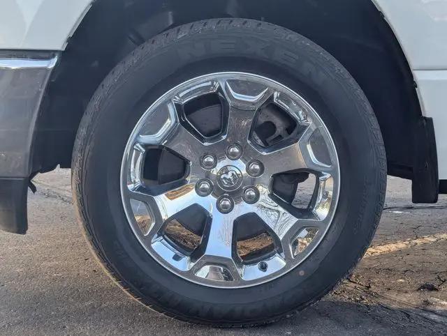 2022 Ram 1500 Big Horn Crew Cab 4x4 5'7" Box