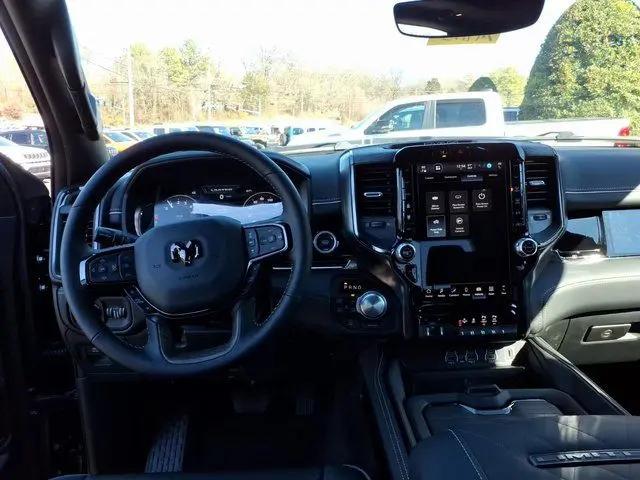 2026 Ram 1500 Limited Crew Cab 4x4 5'7" Box