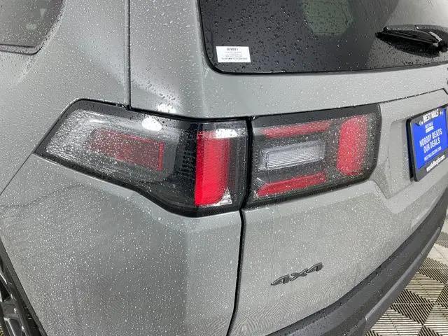 2026 Jeep Cherokee Laredo 4x4