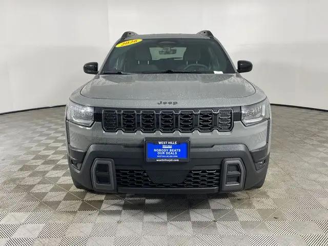 2026 Jeep Cherokee Laredo 4x4