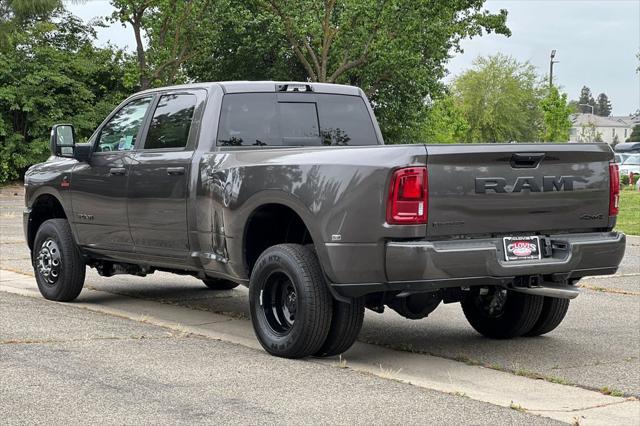 2026 Ram 3500 Big Horn Crew Cab 4x4 8' Box