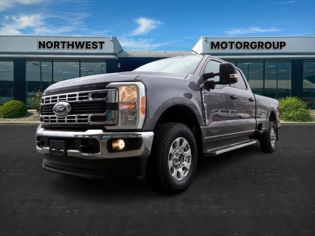 2023 Ford F-350 XLT