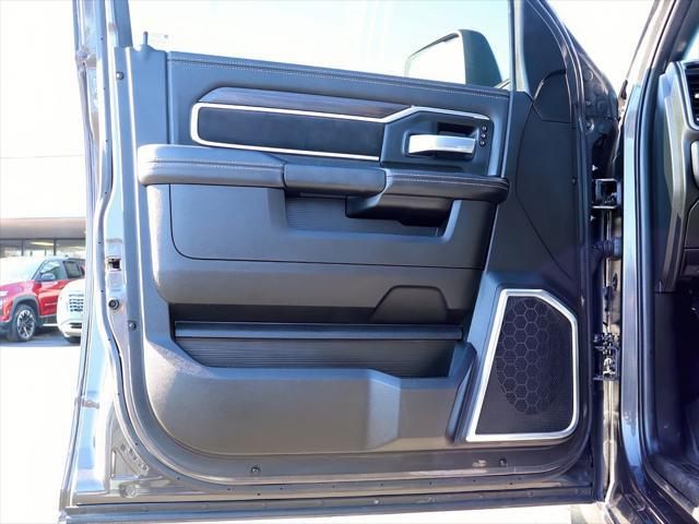 2025 Ram 3500 Laramie Crew Cab 4x4 8' Box