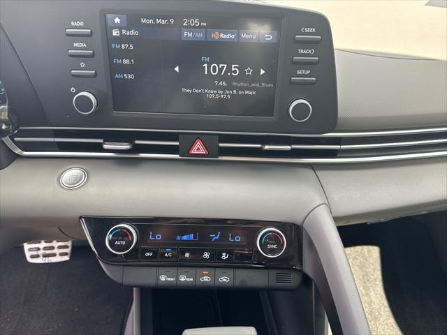2025 Hyundai Elantra SEL Sport