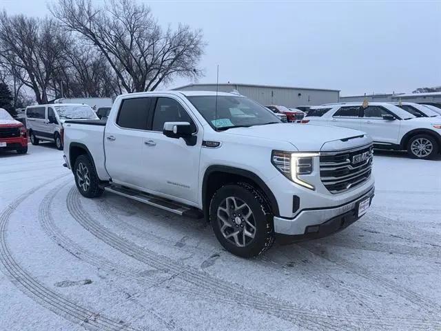 2022 GMC Sierra 1500 4WD Crew Cab Short Box SLT for sale in Vermillion, SD