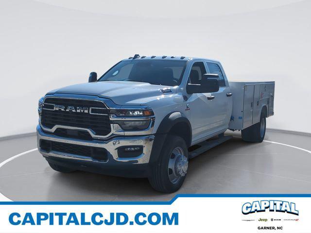 2026 RAM Ram 5500 Chassis Cab RAM 5500 TRADESMAN CHASSIS CREW CAB 4X4 84 CA