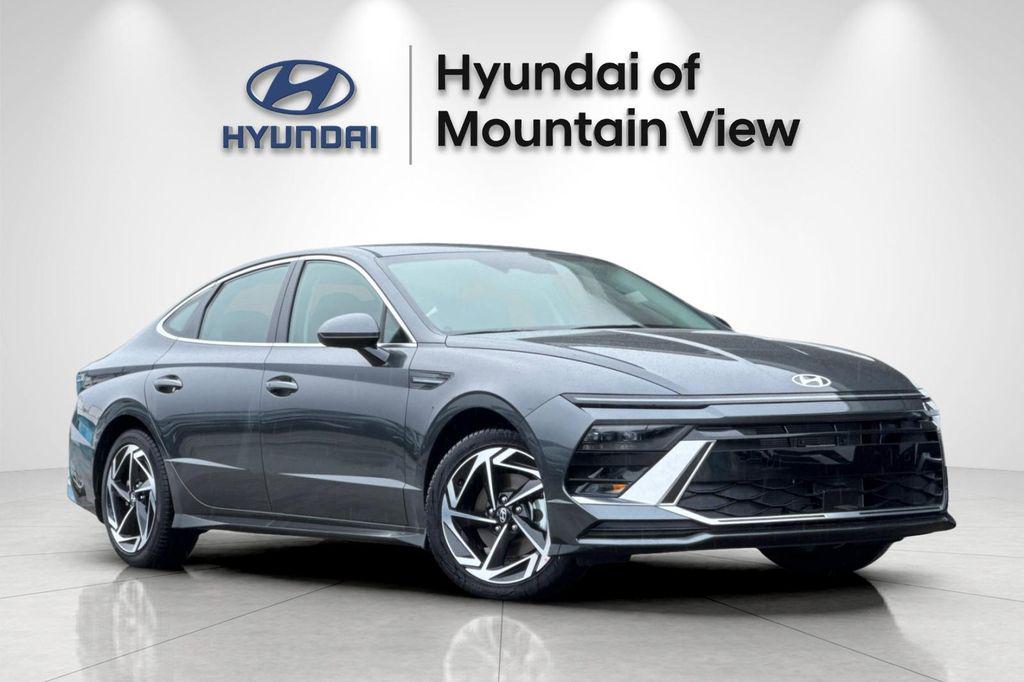 2026 Hyundai Sonata SEL AWD's photo