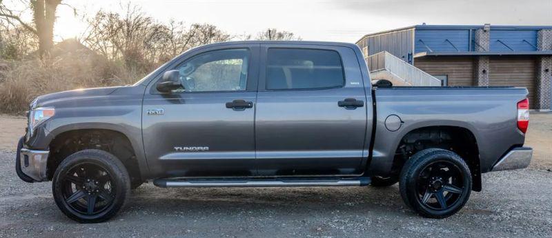 2015 Toyota Tundra SR5 5.7L V8
