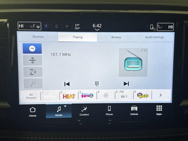 2026 Chrysler Pacifica Select AWD