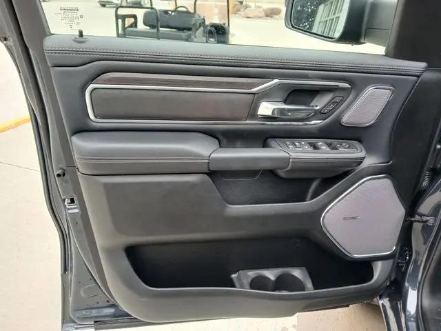 2026 Ram 1500 Laramie Crew Cab 4x4 5'7" Box