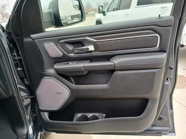 2026 Ram 1500 Laramie Crew Cab 4x4 5'7" Box