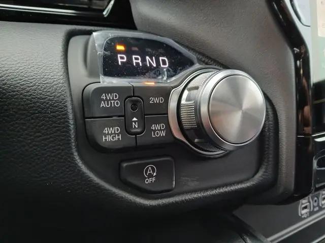 2026 Ram 1500 Laramie Crew Cab 4x4 5'7" Box