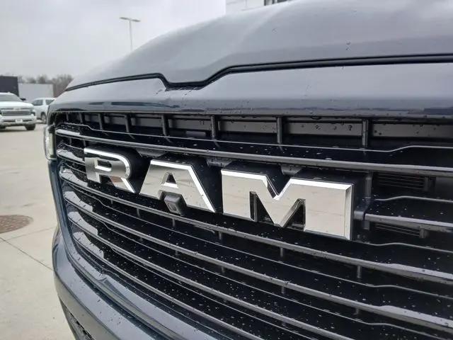 2026 Ram 1500 Laramie Crew Cab 4x4 5'7" Box