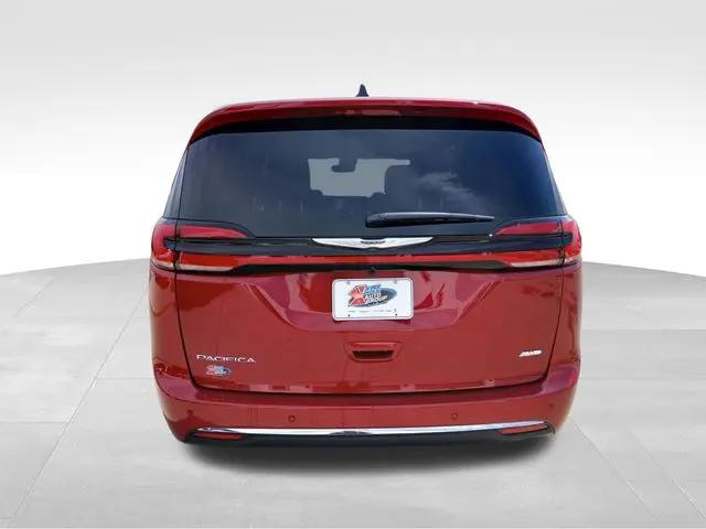 2026 Chrysler Pacifica Select AWD