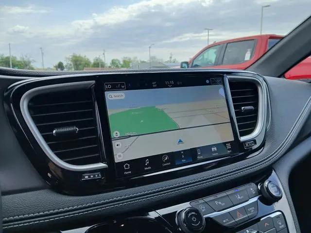 2026 Chrysler Pacifica Select AWD