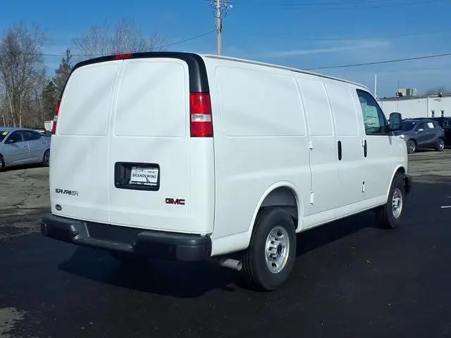 2025 GMC Savana Cargo RWD 2500 Regular Wheelbase Work Van