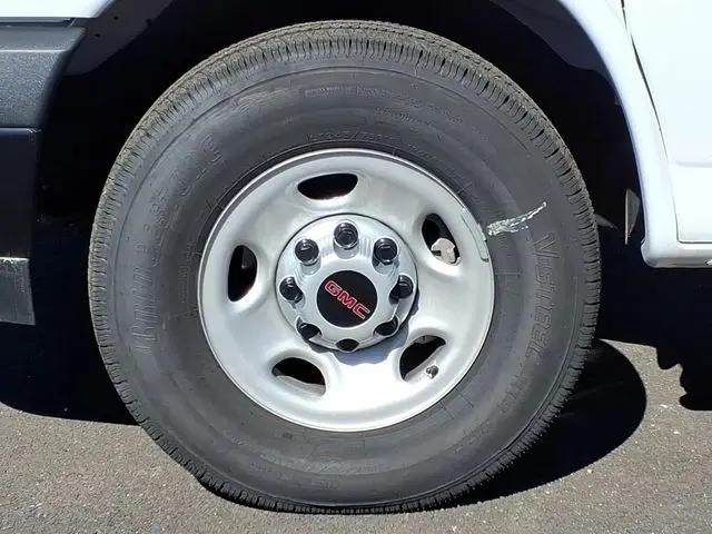 2025 GMC Savana Cargo RWD 2500 Regular Wheelbase Work Van