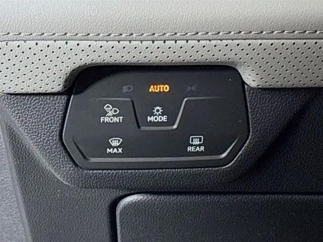 2026 Volkswagen Atlas Peak Edition