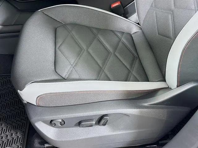 2026 Volkswagen Atlas Peak Edition