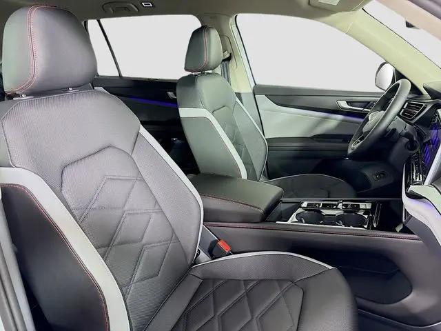2026 Volkswagen Atlas Peak Edition