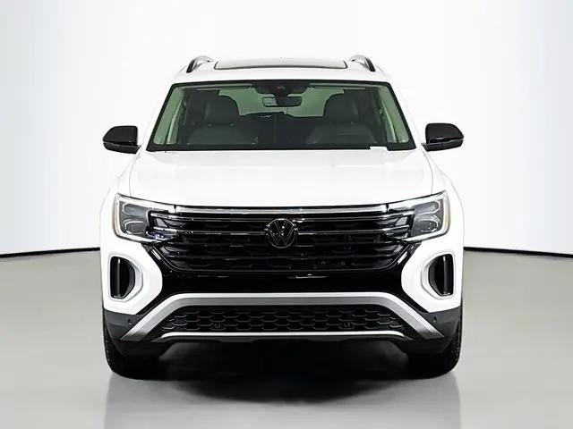 2026 Volkswagen Atlas Peak Edition