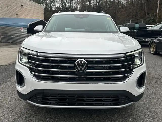 2026 Volkswagen Atlas SE