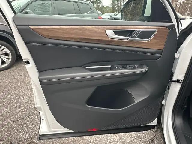 2026 Volkswagen Atlas SE