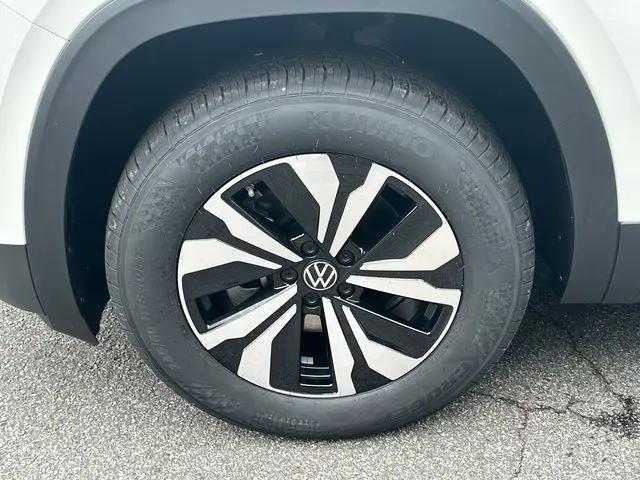 2026 Volkswagen Atlas SE