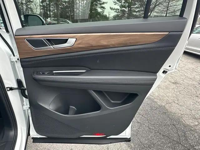 2026 Volkswagen Atlas SE