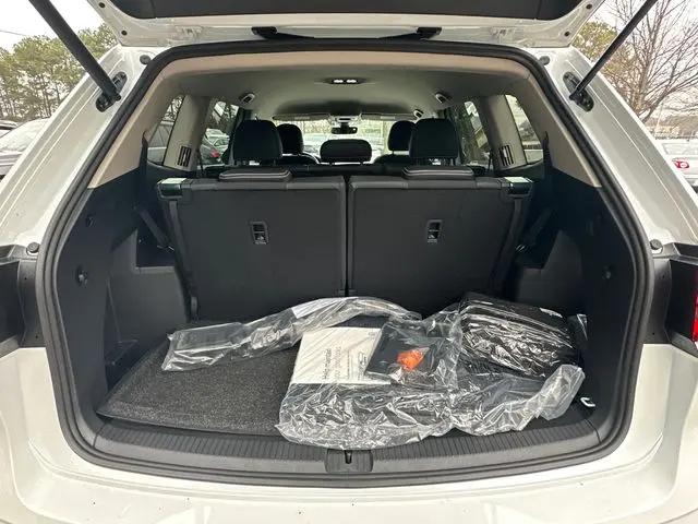 2026 Volkswagen Atlas SE