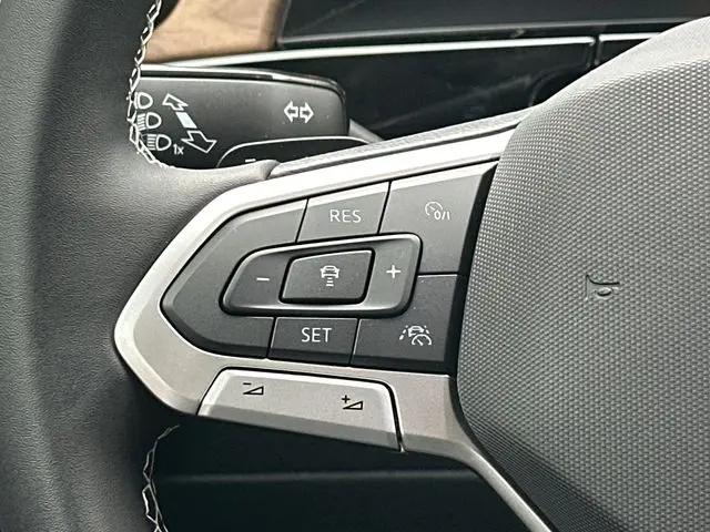 2026 Volkswagen Atlas SE
