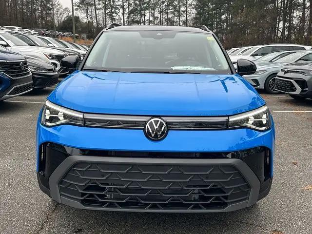 2026 Volkswagen Taos SE Black