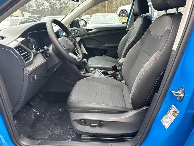2026 Volkswagen Taos SE Black