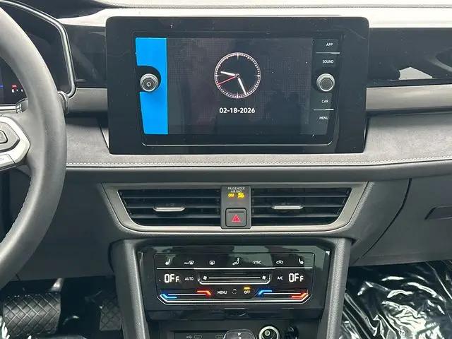 2026 Volkswagen Taos SE Black