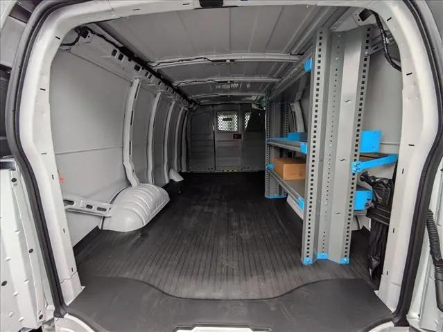 2025 Chevrolet Express Cargo Van RWD 2500 Regular Wheelbase WT
